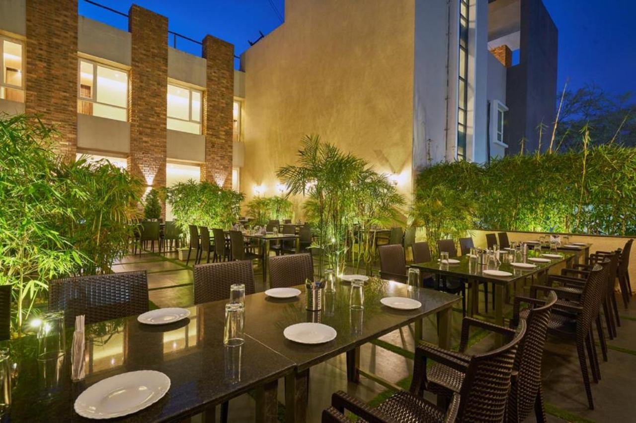 Hotel Shlok Kolhapur Exterior photo
